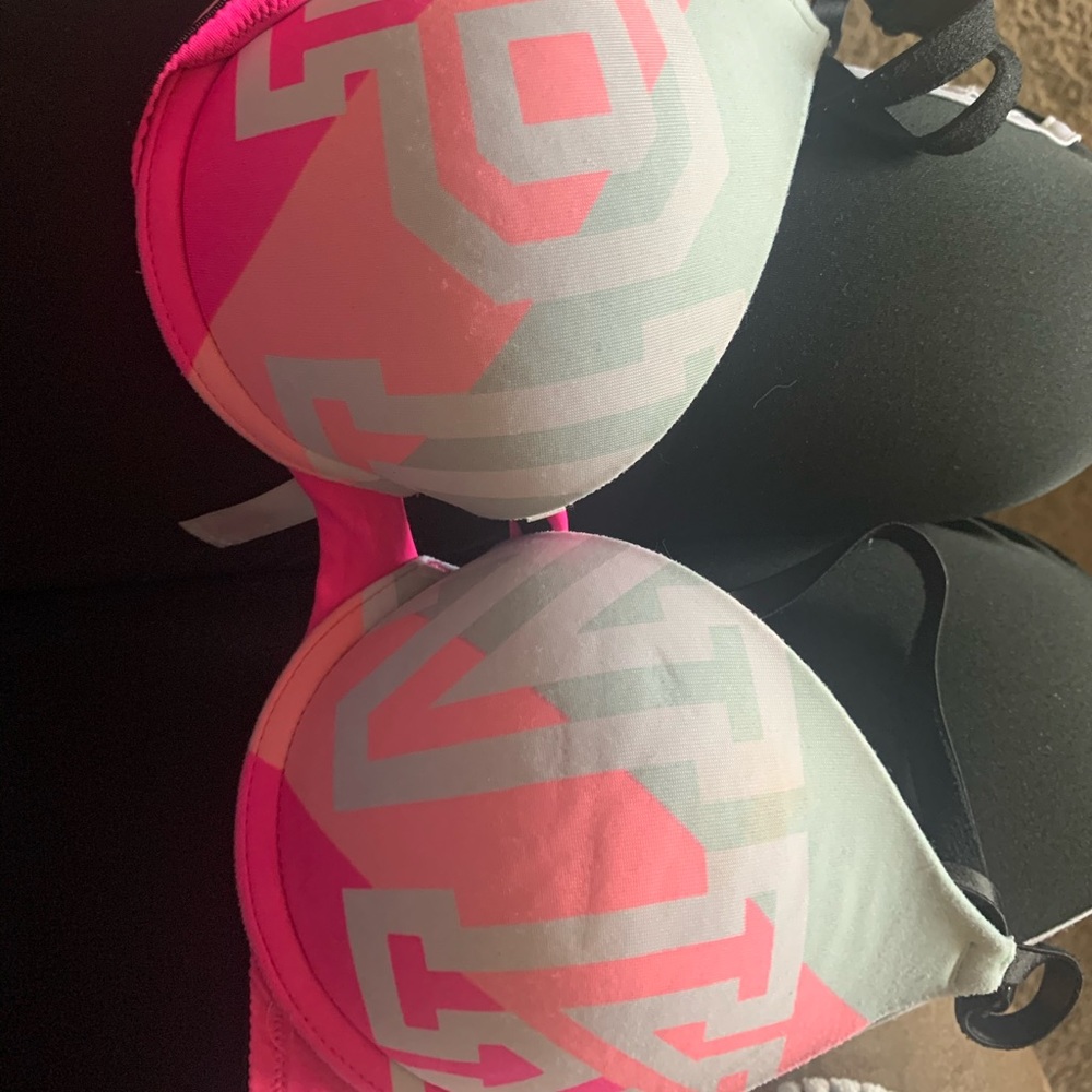Victoria Secret Bras - Picture 7 of 7